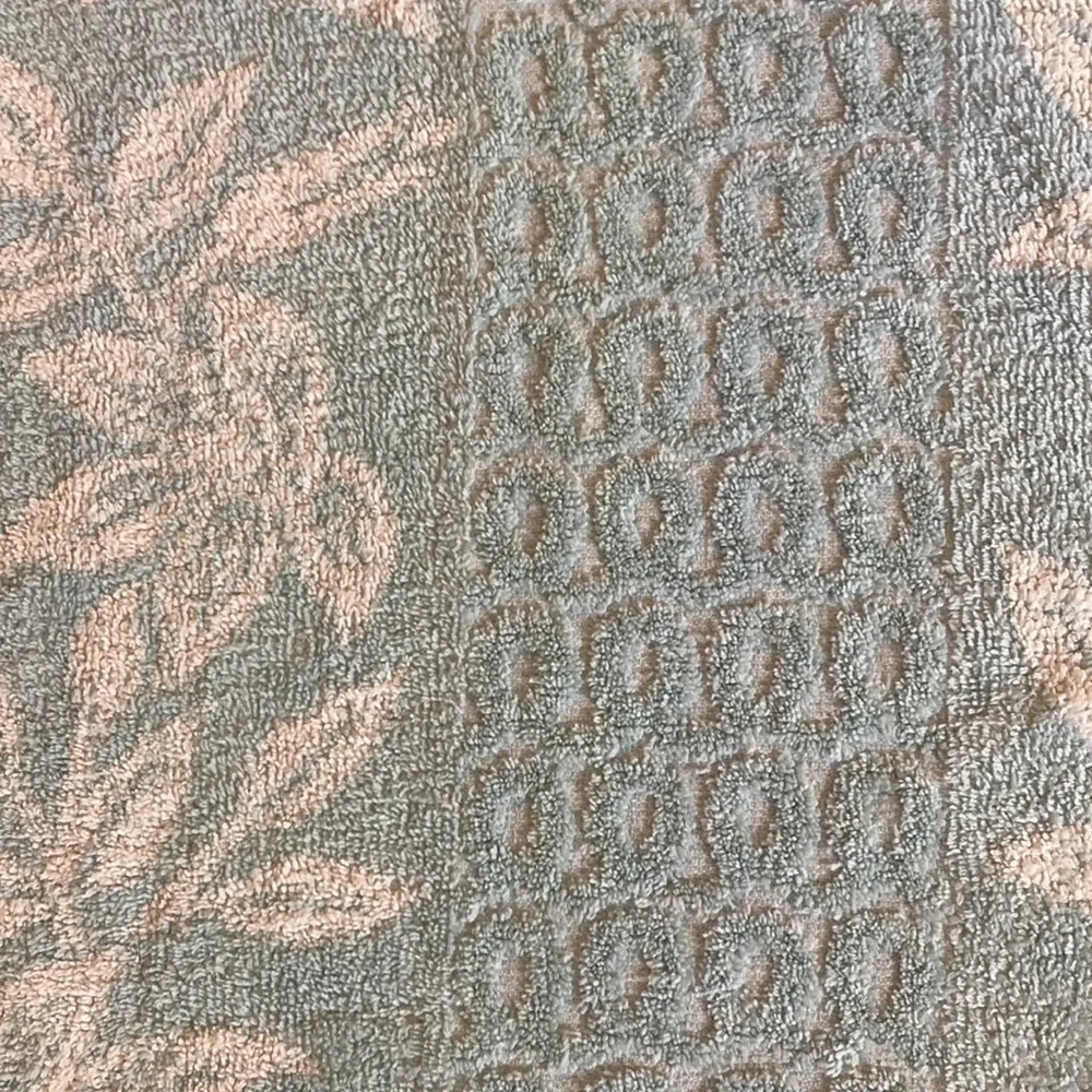 Vintage Cannon pastel blue floral textured two tone bath towel
